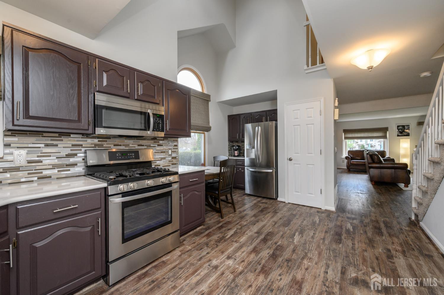 675 Raritan Road, Unit 24 Clark, NJ 07066 - Photo 6 of 37