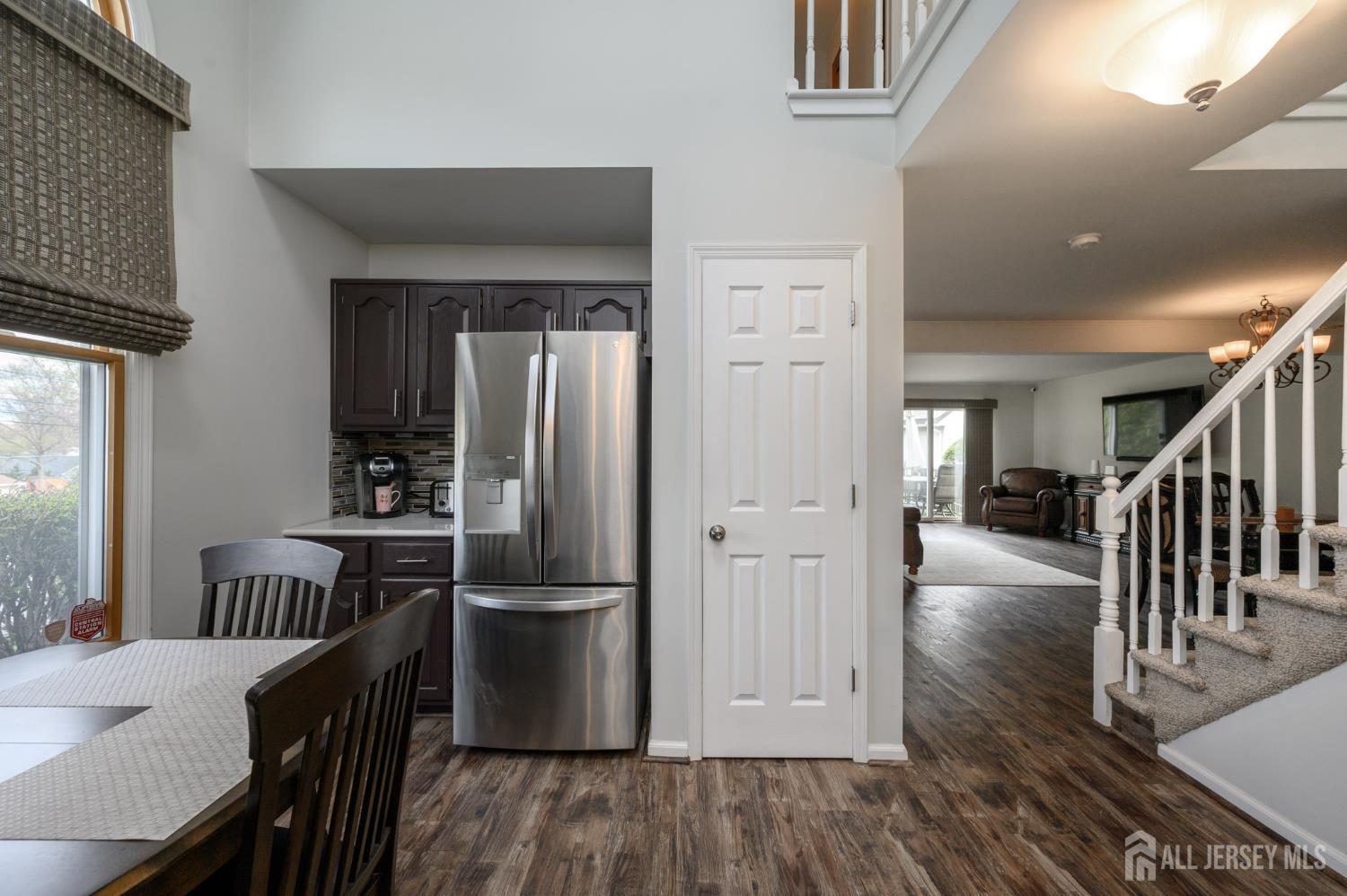 675 Raritan Road, Unit 24 Clark, NJ 07066 - Photo 7 of 37