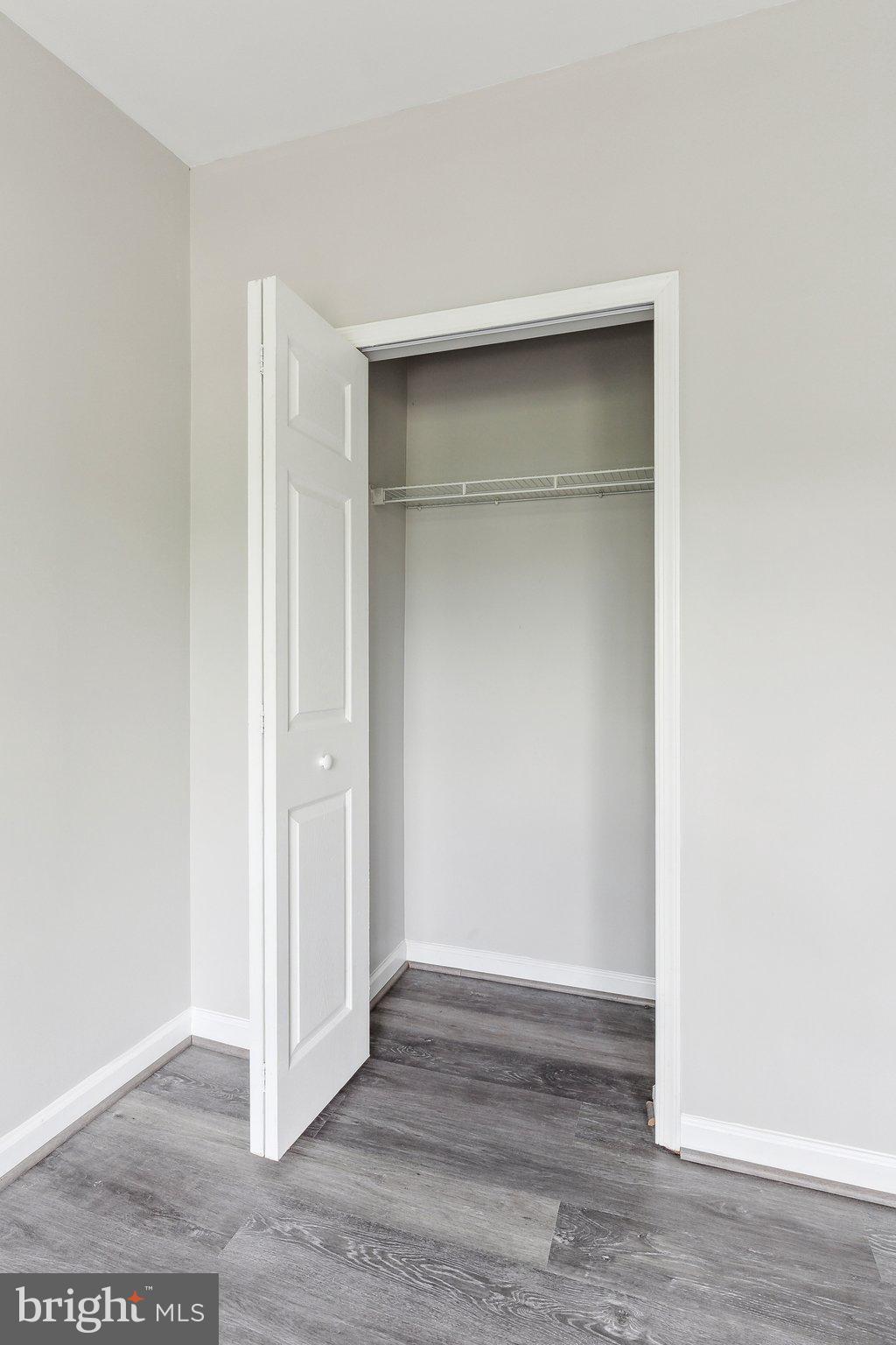 28 Johnson Place Annapolis, MD 21401 - Photo 8 of 35 a view of an empty room