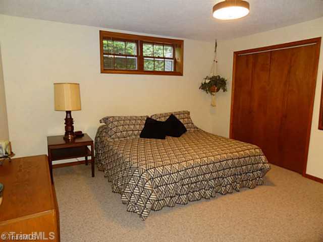 585 Barkworth Road Clemmons, NC 27012 - Photo 11 of 16 4th Bedroom.