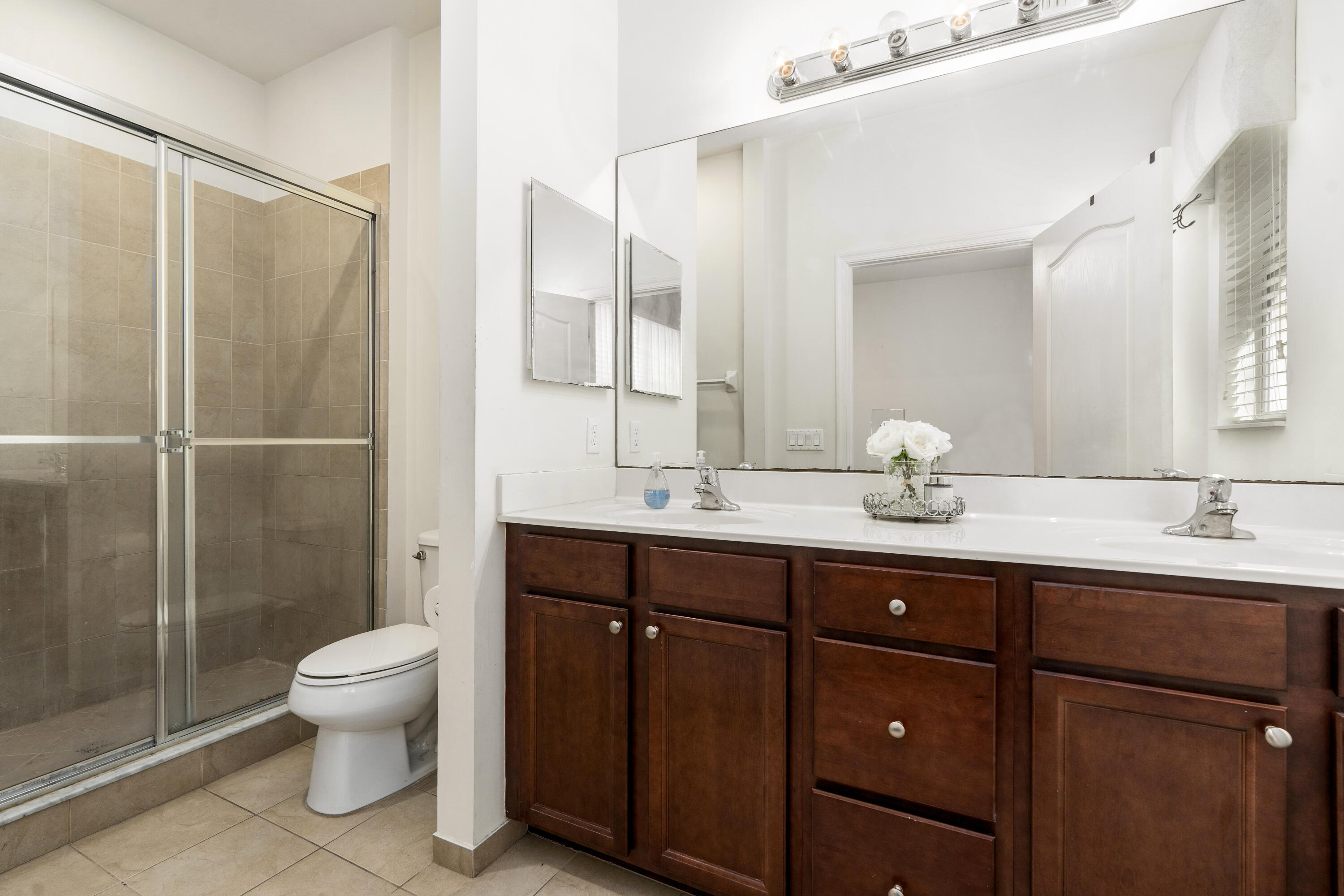 9484 Southwest Merlin Court Stuart, FL 34997 - Photo 17 of 32 _DSC5400