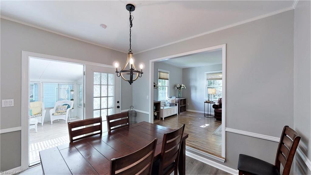507 Nova Avenue High Point, NC 27265 - Photo 12 of 28 Dining room