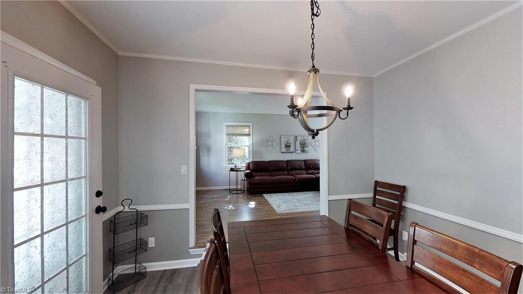 507 Nova Avenue High Point, NC 27265 - Photo 13 of 28 Dining room