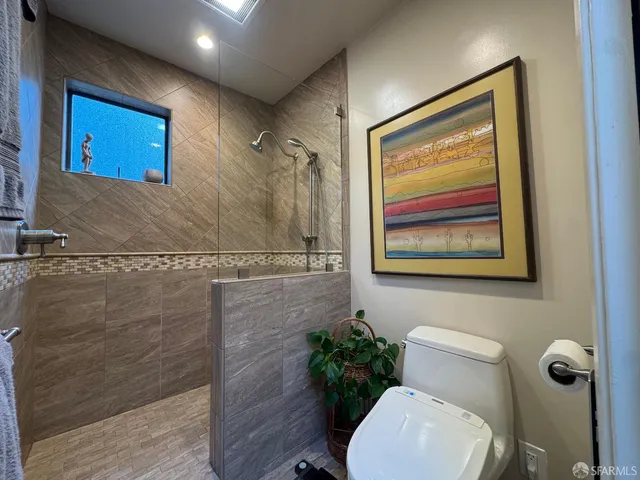 $2,100,000 | 2543 Diamond Street, San Francisco, CA 94131