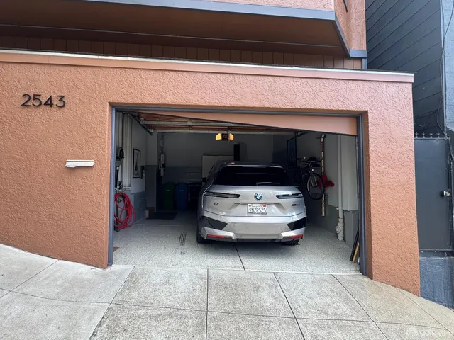 $2,100,000 | 2543 Diamond Street, San Francisco, CA 94131