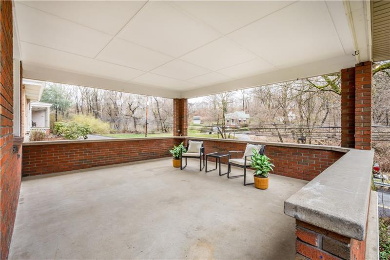 172 McCoy Road McKees Rocks, PA 15136 - Photo 2 of 25