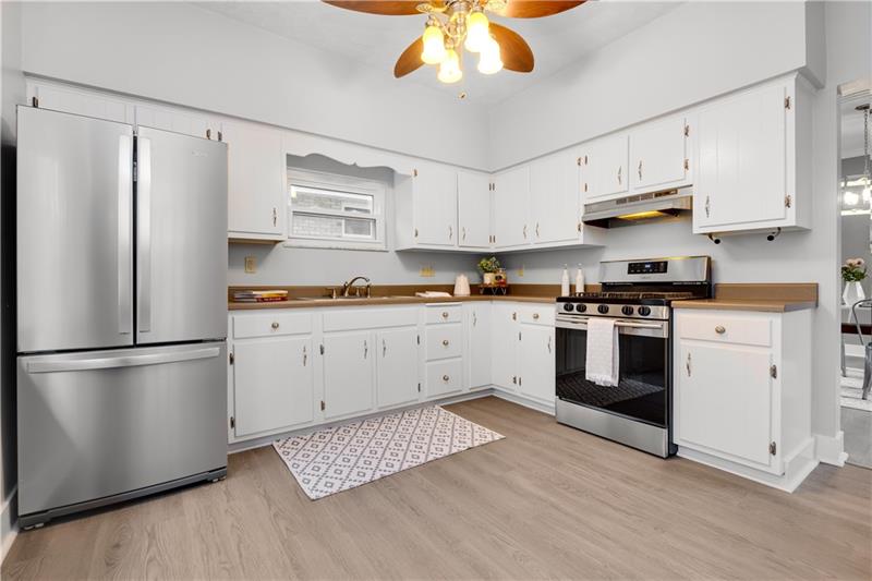 172 McCoy Road McKees Rocks, PA 15136 - Photo 9 of 25