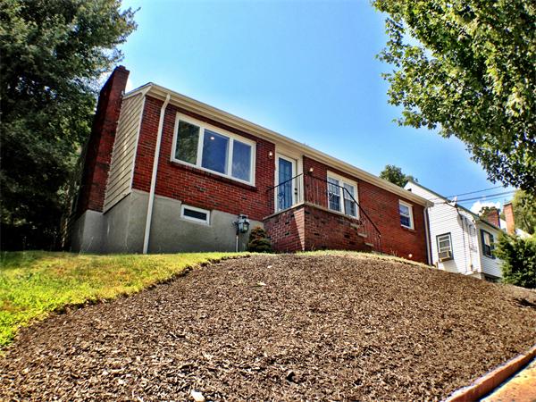 38 Lodgehill Road Boston, MA 02136 - Photo 2 of 16 Gallery Image 2