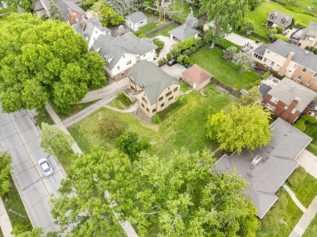 $699,000 | 219 East St Charles Road, Elmhurst, IL 60126