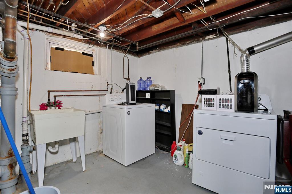 45 Webster Street Ridgefield Park, NJ 07660 - Photo 15 of 40