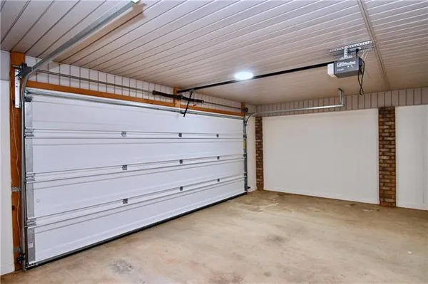 $259,000 | 728 Austin Drive, Pineville, LA 71360