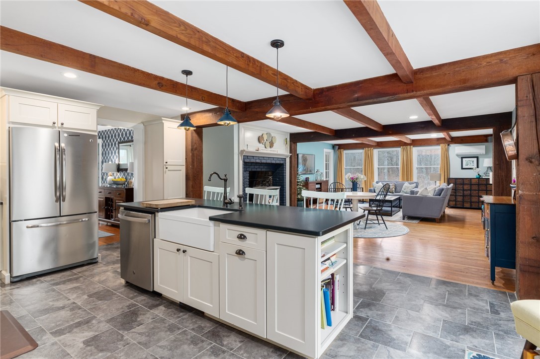 25 Sheffield Hill Road Exeter, RI 02822 - Photo 6 of 50