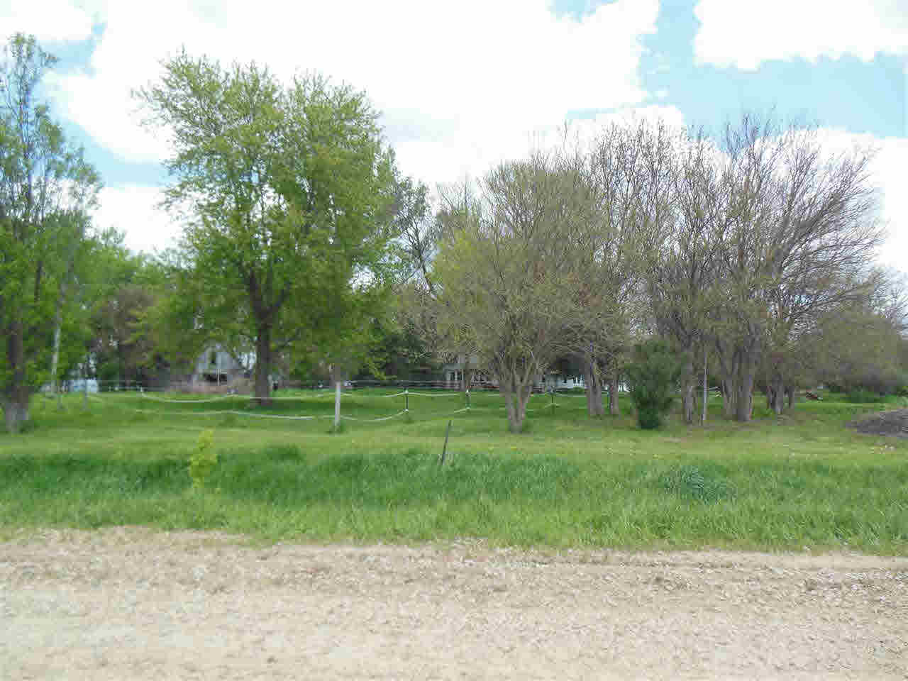 26221 Allens Grove Road Dixon, IA 52745 - Photo 3 of 21 Gallery Image 3