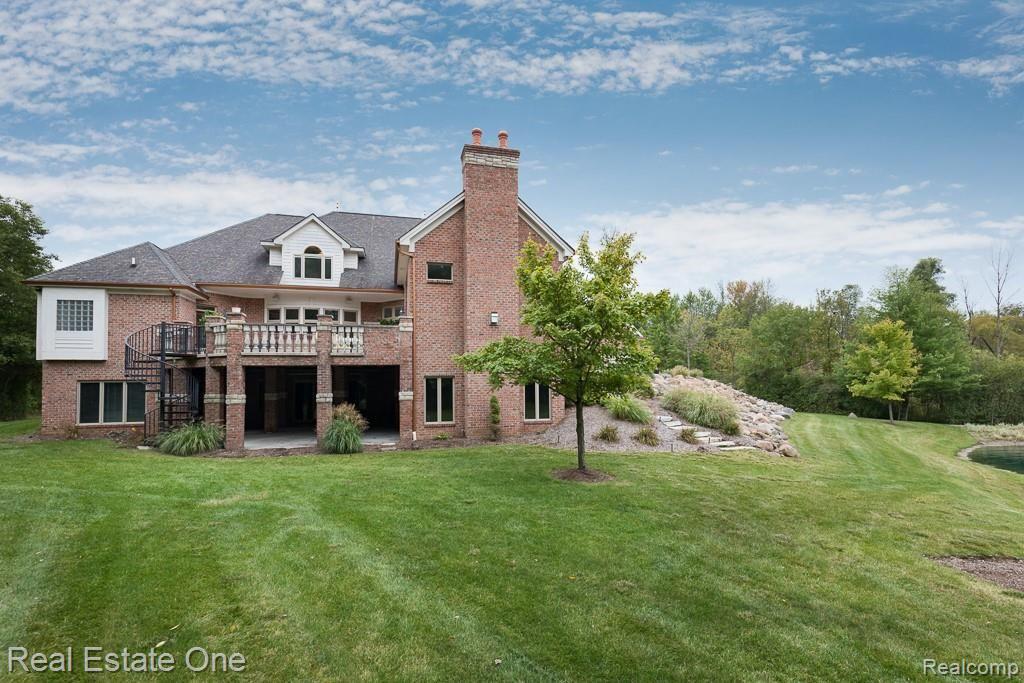1832 Rochester Road Oakland, MI 48363 - Photo 52 of 62