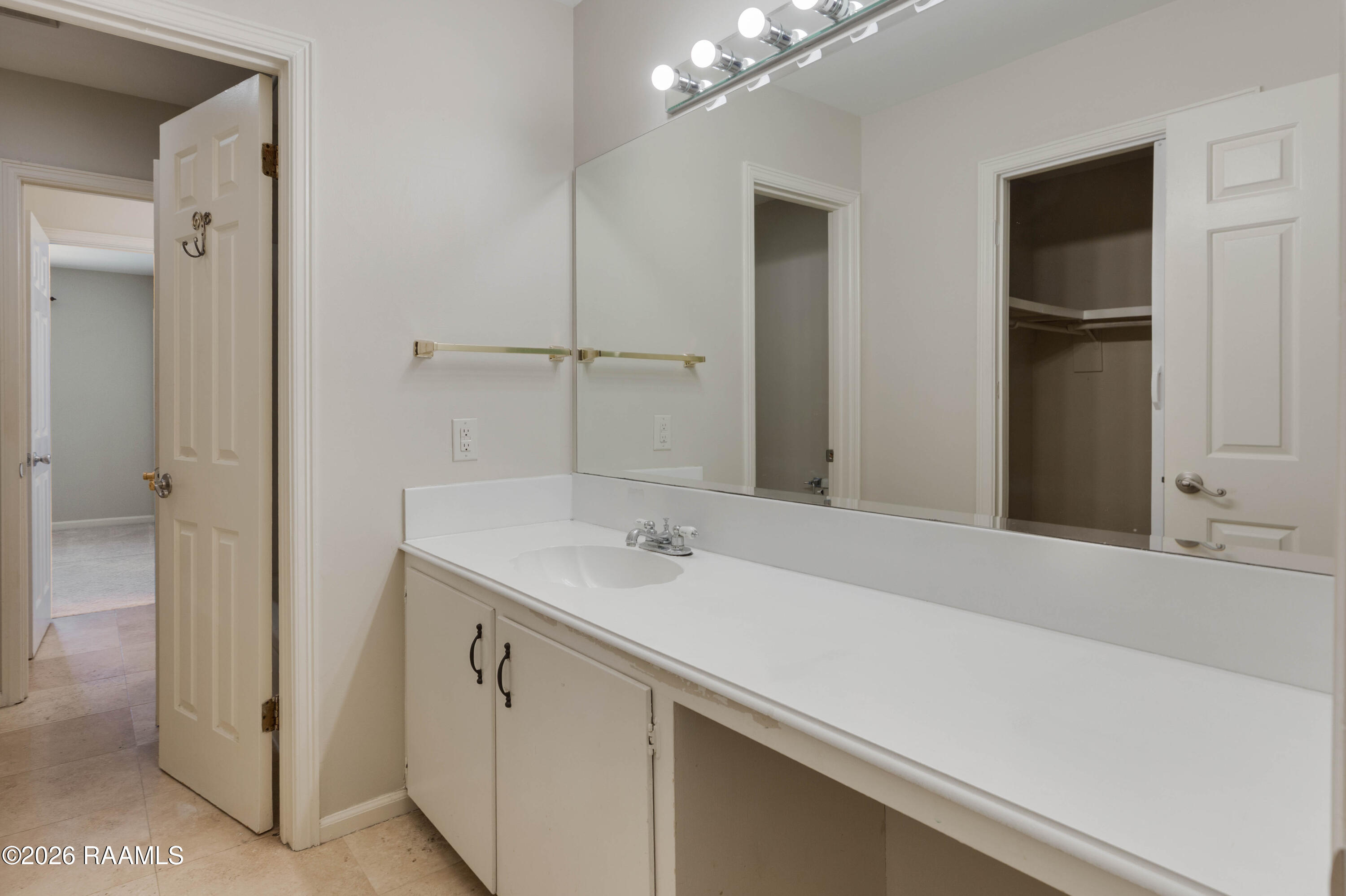 465 Rena Drive Lafayette, LA 70503 - Photo 13 of 15 405 Rena Dr Lafayette-13