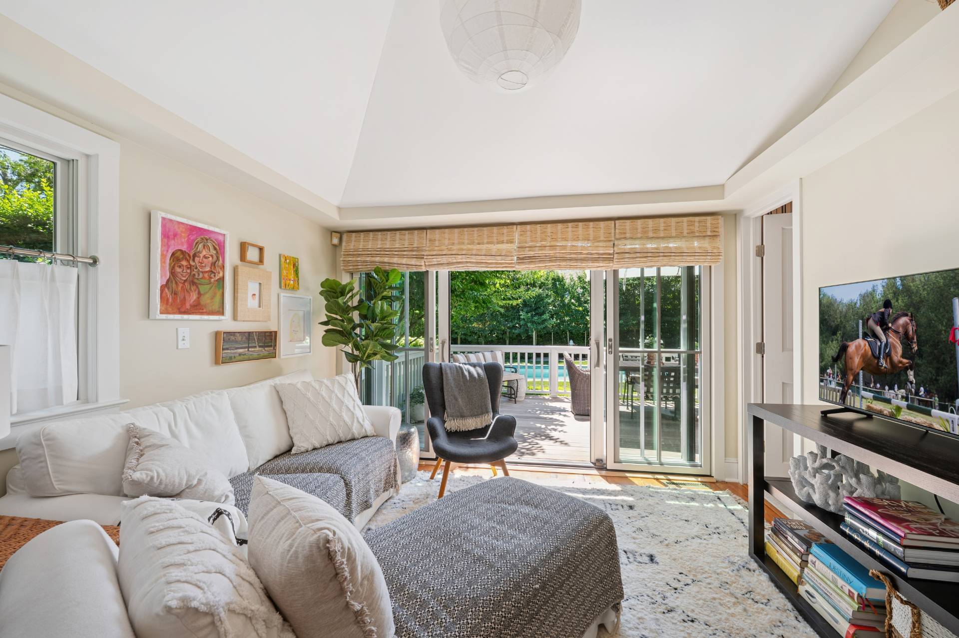 86 Pantigo Road East Hampton, NY 11937 - Photo 11 of 26 Gallery Image 11
