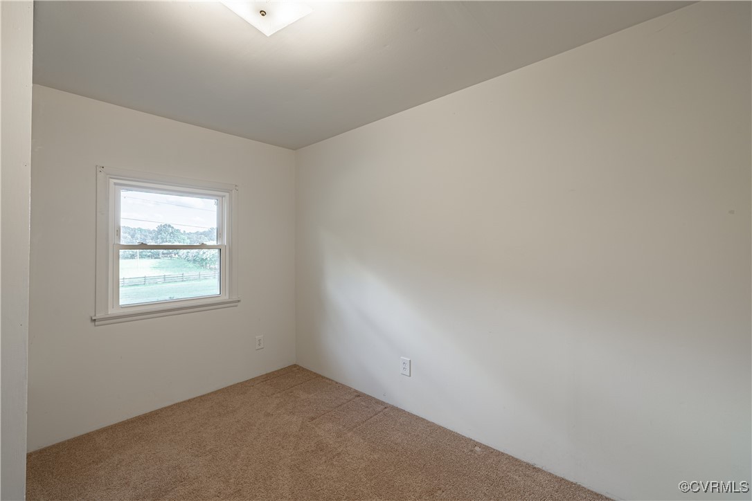 2400 Quaker Road Quinton, VA 23141 - Photo 28 of 44 Gallery Image 28