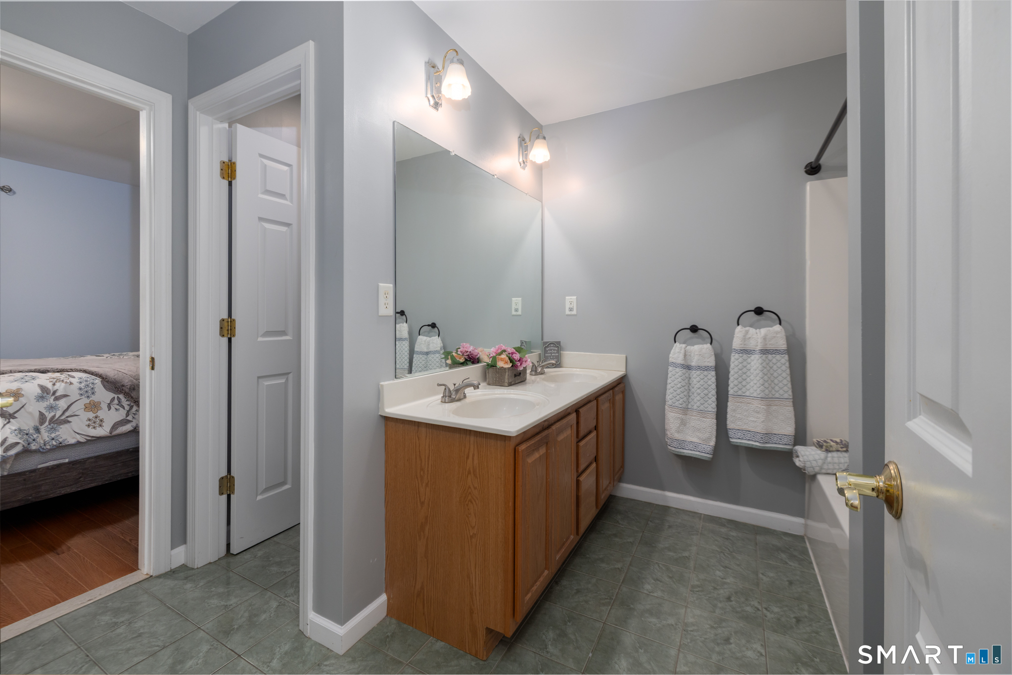 12 Quarry Farms, Unit 12 Meriden, CT 06451 - Photo 14 of 28