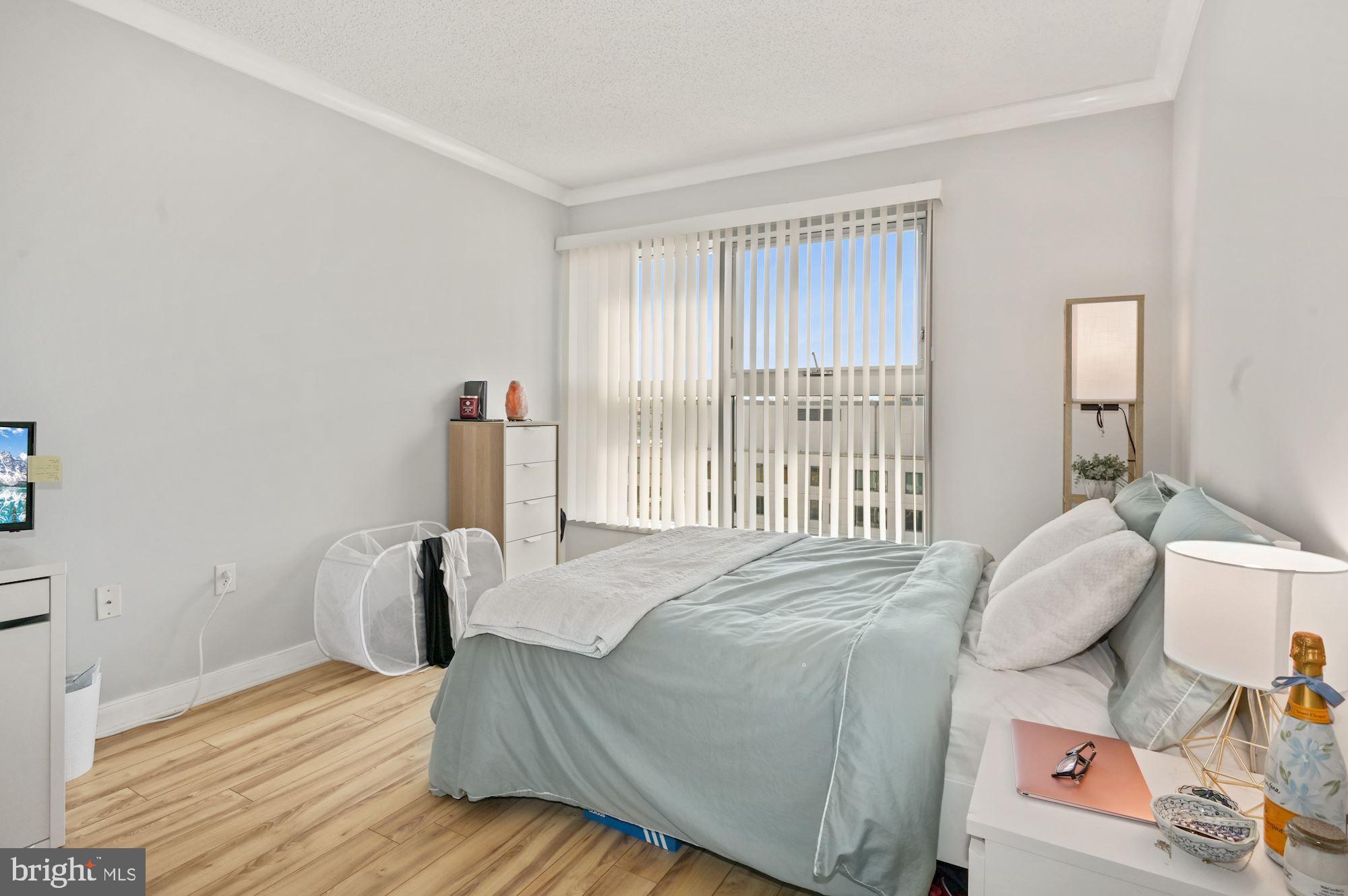 777 7th Street Northwest, Unit 1014 Washington, DC 20001 - Photo 8 of 33 Spacious bedroom