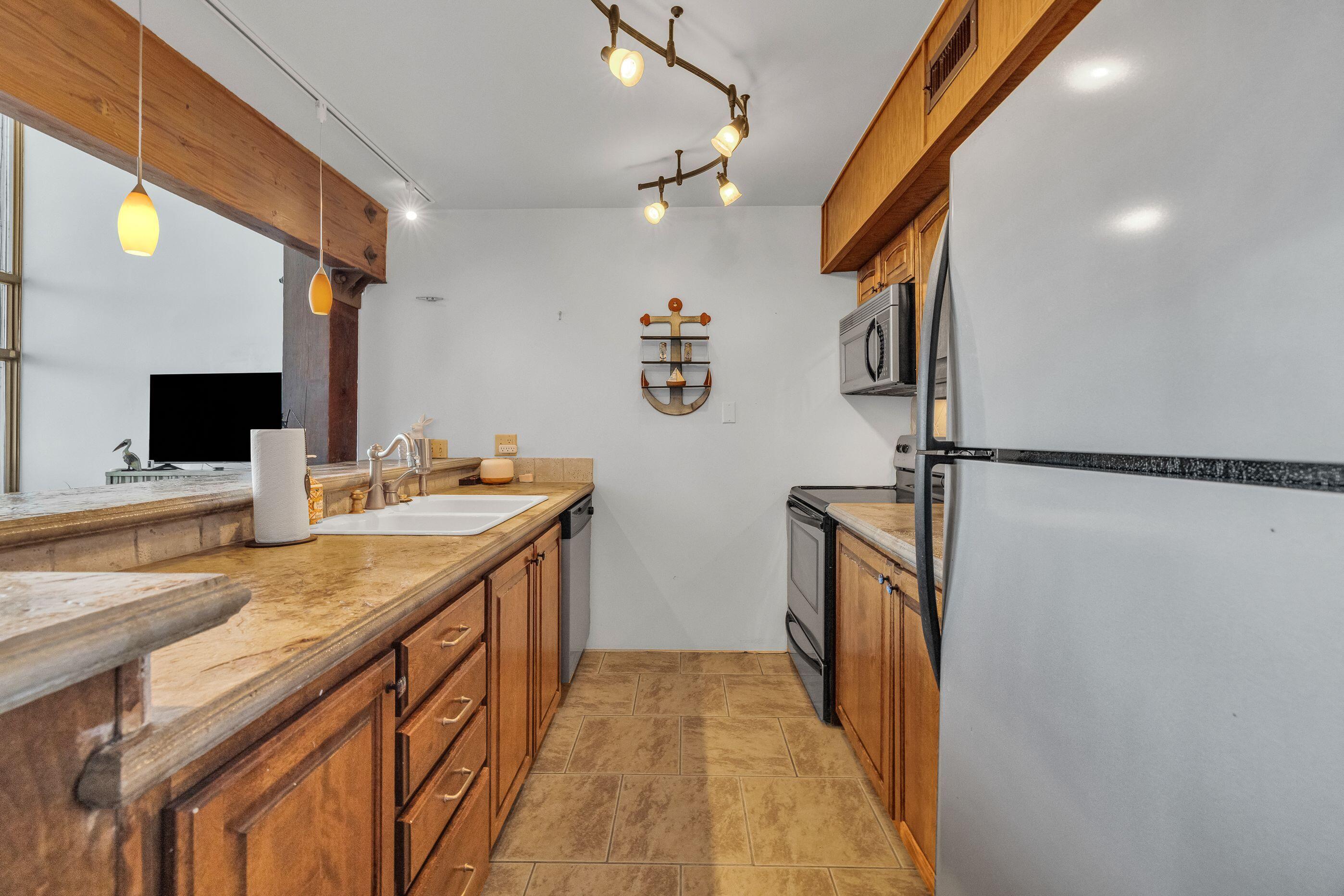 29898 South 566 Road, Unit 412 Afton, OK 74331 - Photo 32 of 74 32_DP_29898_Ints-20