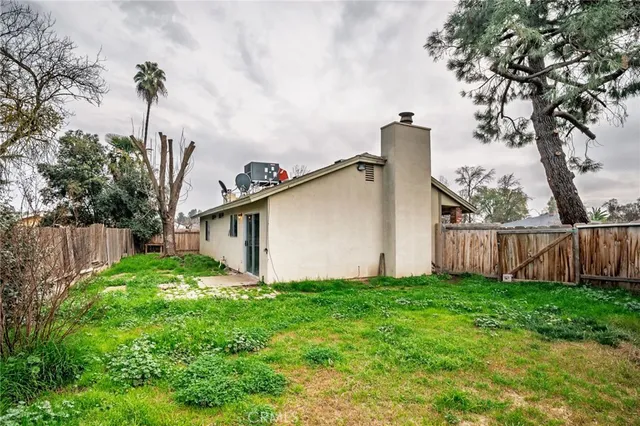 $305,000 | 1551 Little Rock Court, Merced, CA 95348