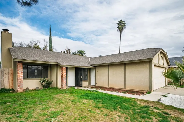 $305,000 | 1551 Little Rock Court, Merced, CA 95348