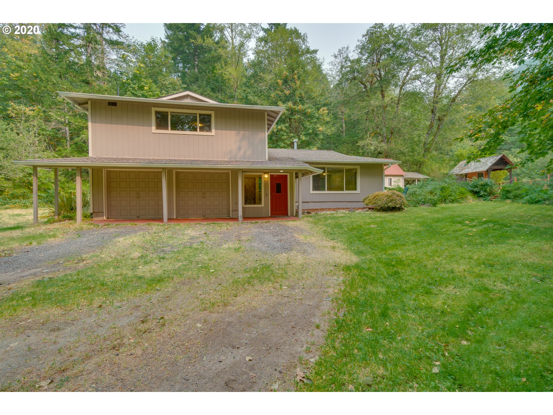 18740 East Aschoff Road Rhododendron, OR 97049 - Photo 3 of 32 Gallery Image 3