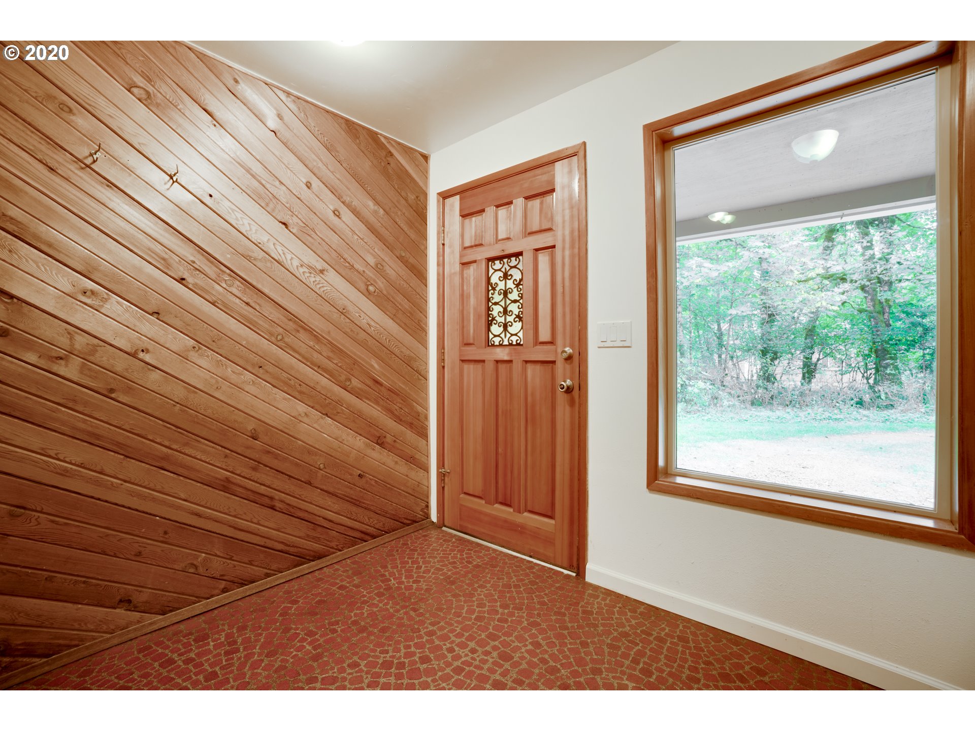 18740 East Aschoff Road Rhododendron, OR 97049 - Photo 5 of 32 Gallery Image 5
