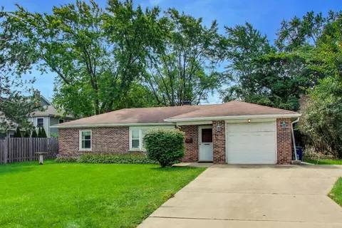 $399,900 | 2331 Dundee Road, Northbrook, IL 60062