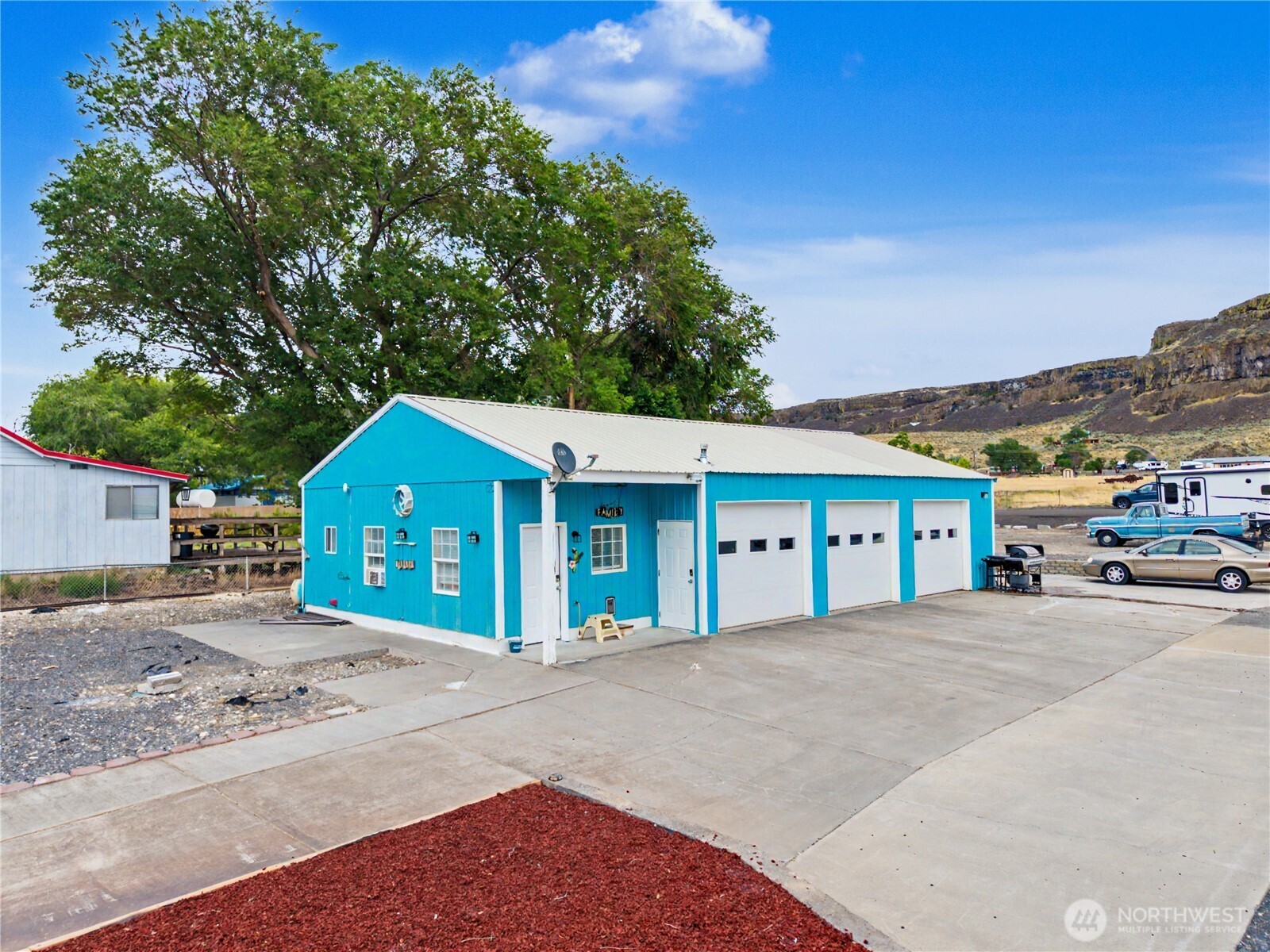 31232 Northeast A 3 Road Coulee City, WA 99115 - Photo 7 of 40