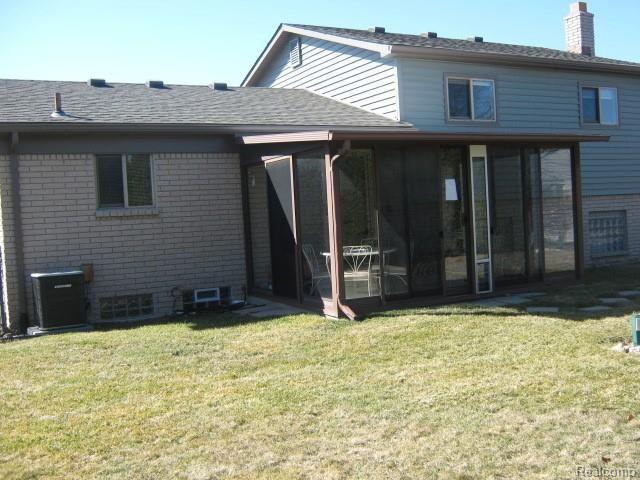 47646 Concord Road Macomb, MI 48044 - Photo 2 of 24 Concord 2 152 - Copy - Copy.JPG