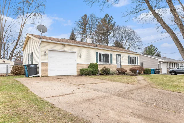 $215,000 | 119 Birch Lane, Battle Creek, MI 49015