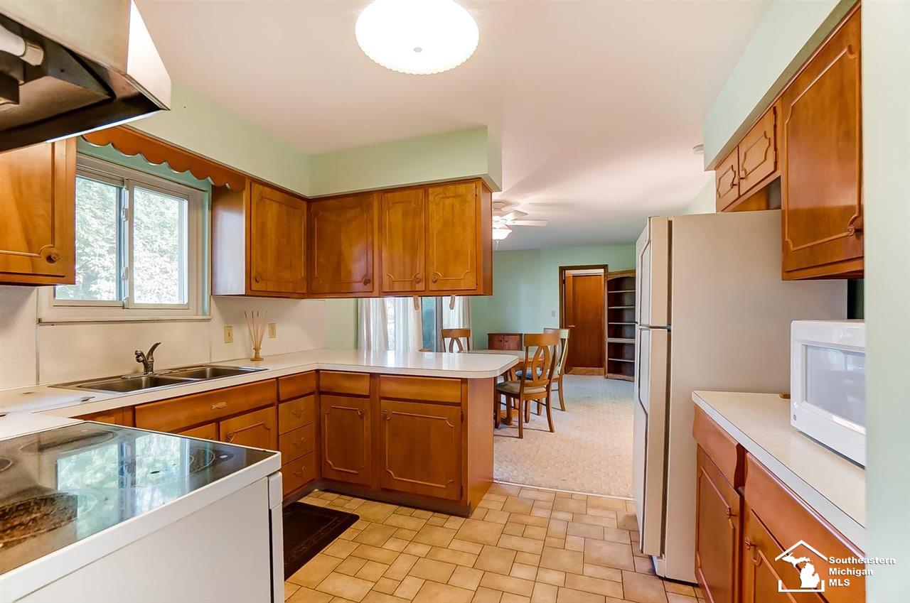 765 Ruff Drive Monroe, MI 48162 - Photo 12 of 29