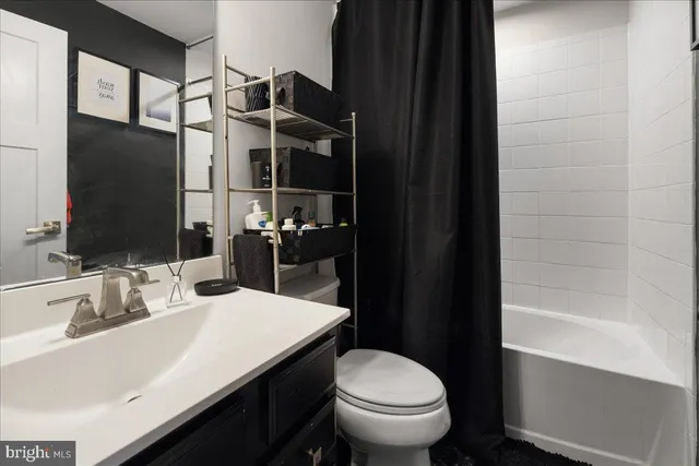 $274,990 | 195 Ontario Drive, Falling Waters, WV 25419