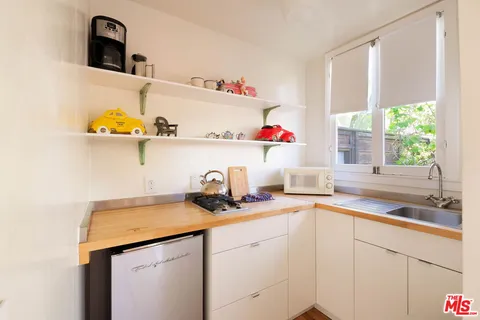 $2,695,000 | Undisclosed Address, Venice, CA 90291