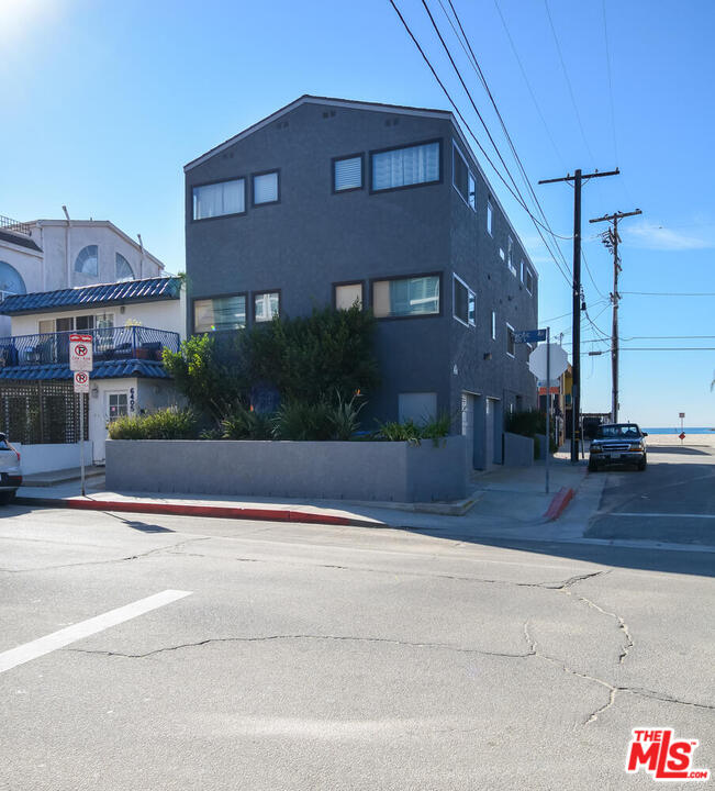 16 64th Avenue Playa del Rey, CA 90293 - Photo 2 of 37 Gallery Image 2