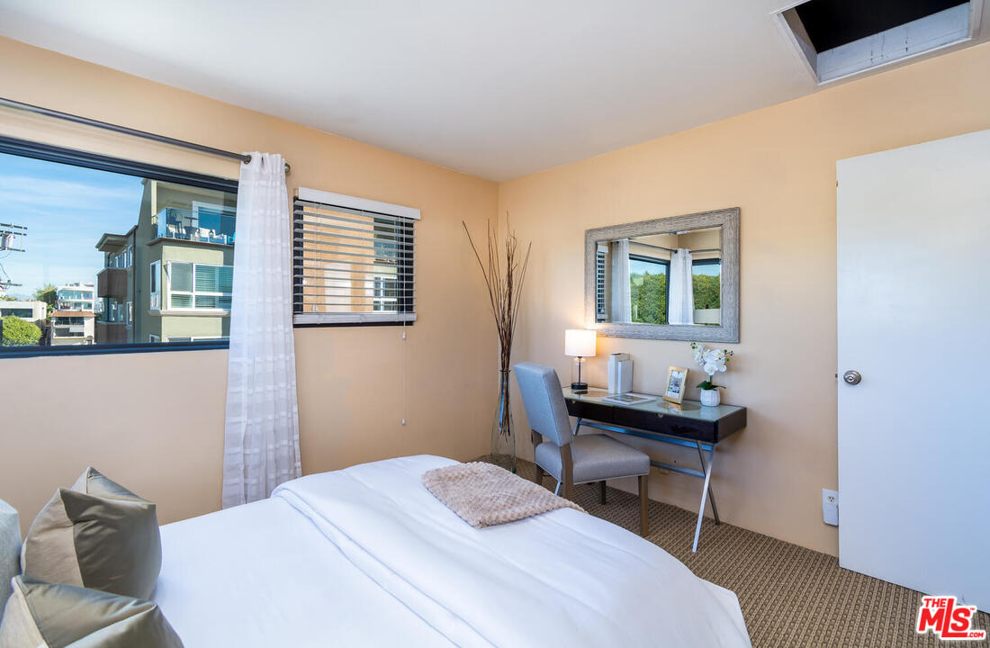 16 64th Avenue Playa del Rey, CA 90293 - Photo 15 of 37 Gallery Image 15