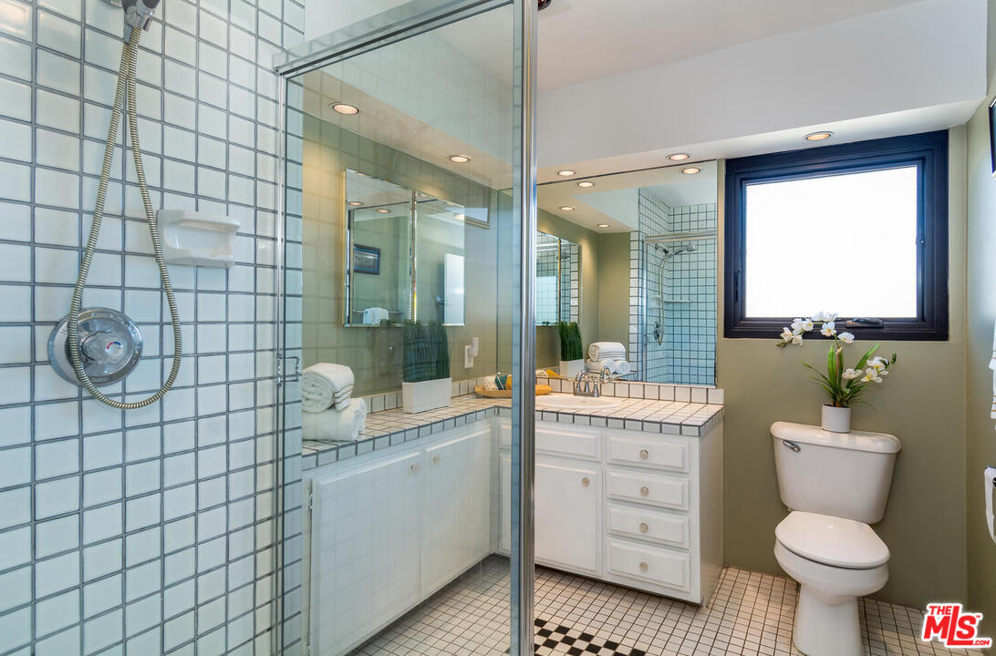 16 64th Avenue Playa del Rey, CA 90293 - Photo 16 of 37 Gallery Image 16