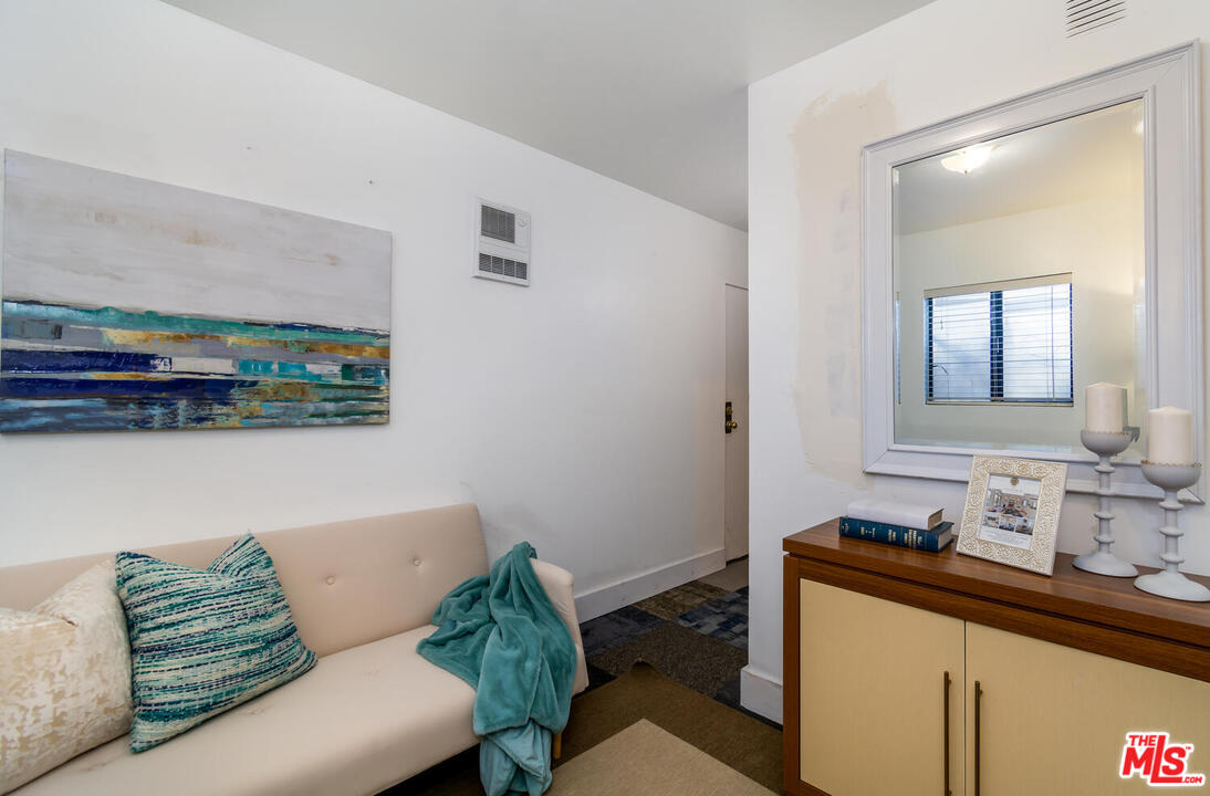 16 64th Avenue Playa del Rey, CA 90293 - Photo 21 of 37 Gallery Image 21