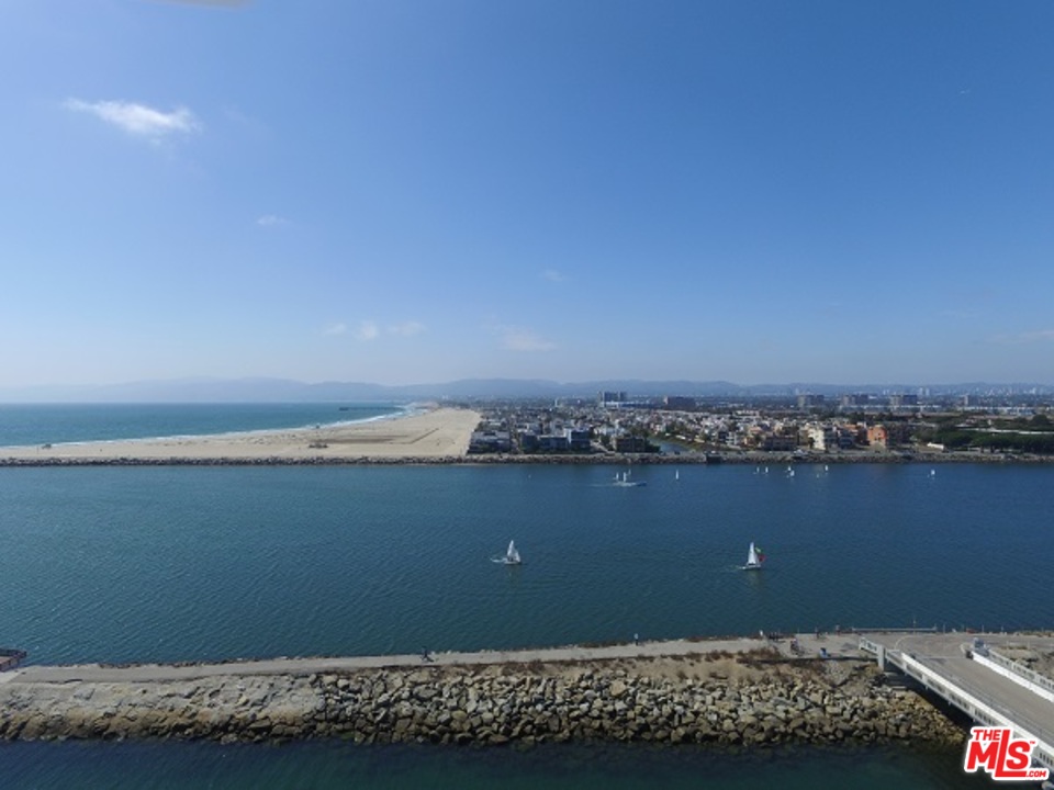 16 64th Avenue Playa del Rey, CA 90293 - Photo 28 of 37 Gallery Image 28