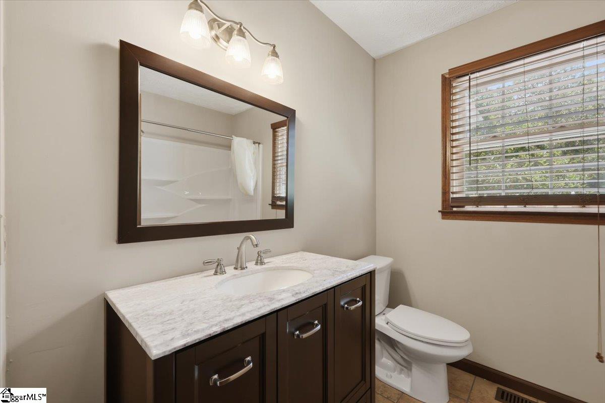 3184 Highway 14 Greer, SC 29651 - Photo 25 of 48