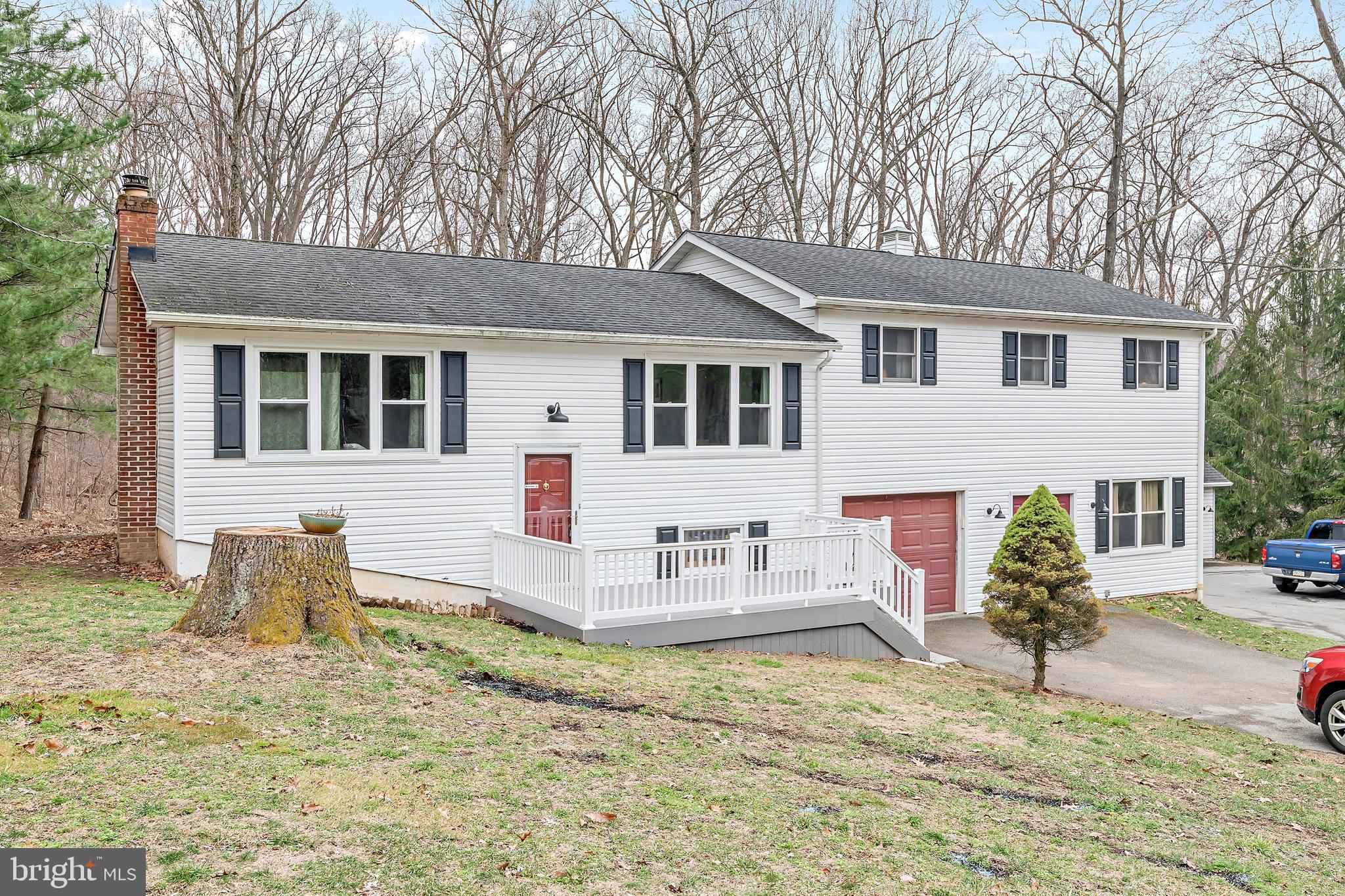 8562 Orchard Road Spring Grove, PA 17362 - Photo 1 of 37