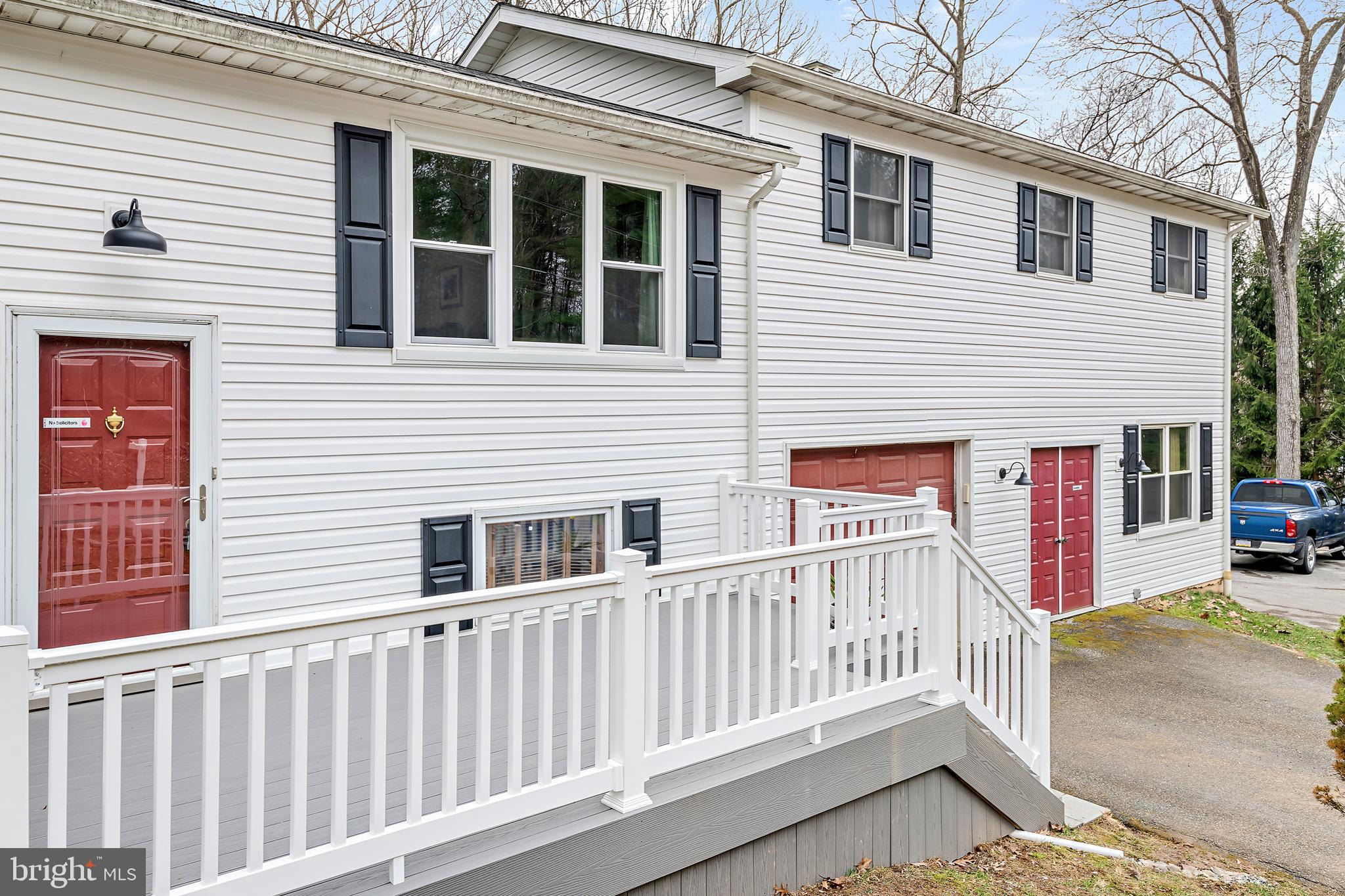 8562 Orchard Road Spring Grove, PA 17362 - Photo 3 of 37