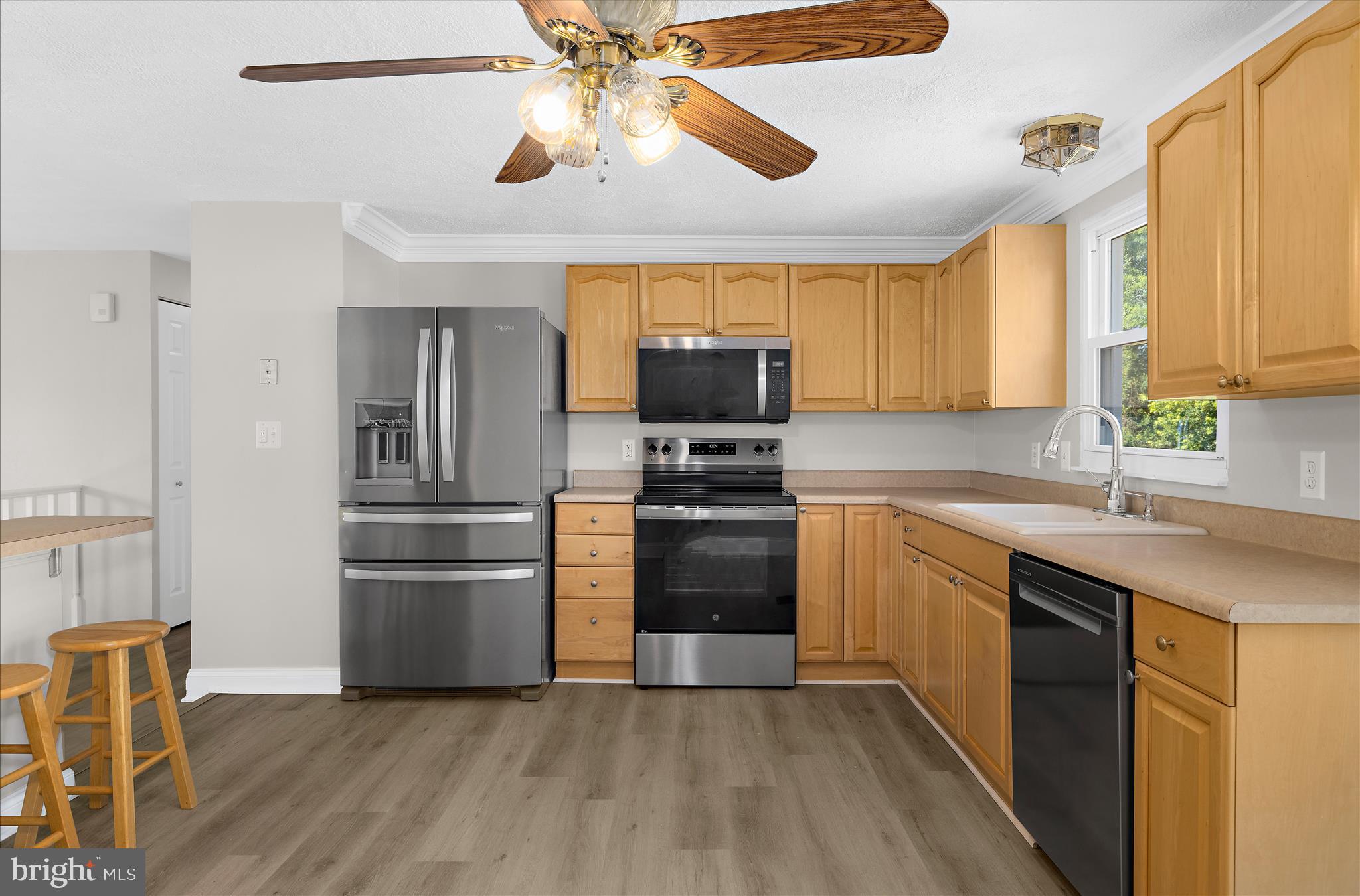 7854 Tick Neck Road Pasadena, MD 21122 - Photo 12 of 55