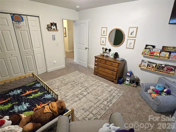 $485,000 | 5177 South Oak Circle, Granite Falls, NC 28630