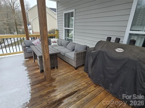$485,000 | 5177 South Oak Circle, Granite Falls, NC 28630