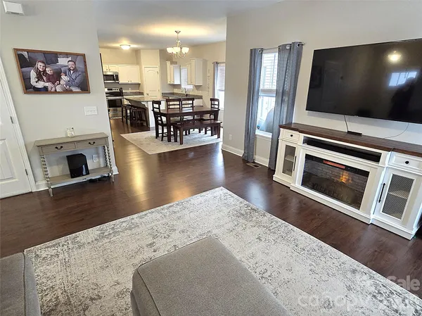 $485,000 | 5177 South Oak Circle, Granite Falls, NC 28630