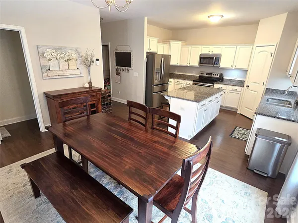 $485,000 | 5177 South Oak Circle, Granite Falls, NC 28630