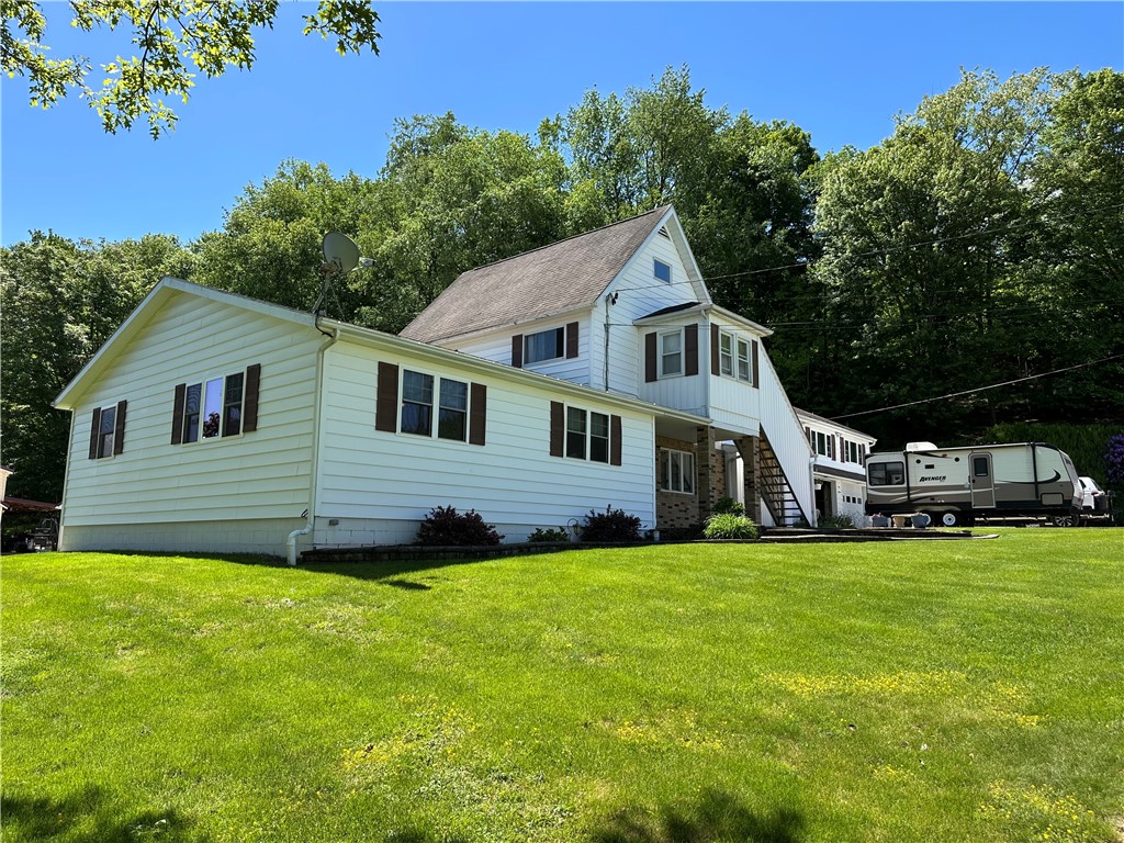 116 Derrick Road Bradford, PA 16701 - Photo 2 of 43