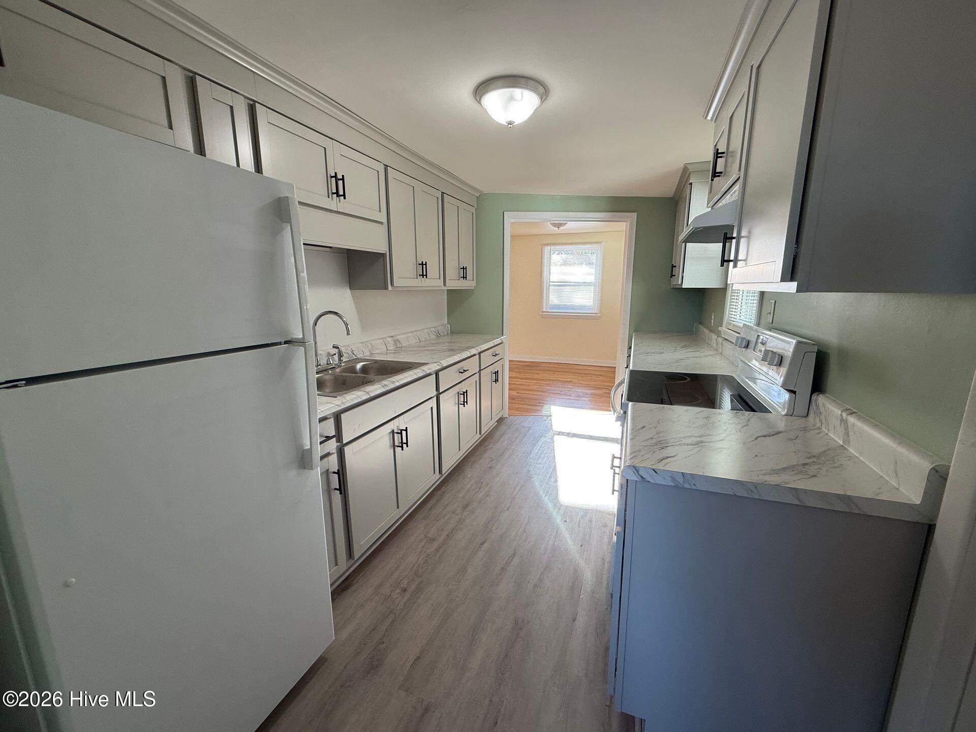 1780 Pony Farm Road Jacksonville, NC 28540 - Photo 3 of 12 kitchen.